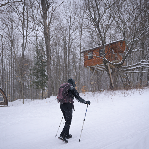 Le site est idéal pour la pratique de plusieurs activités sportives hivernales. - Camping Caravaning