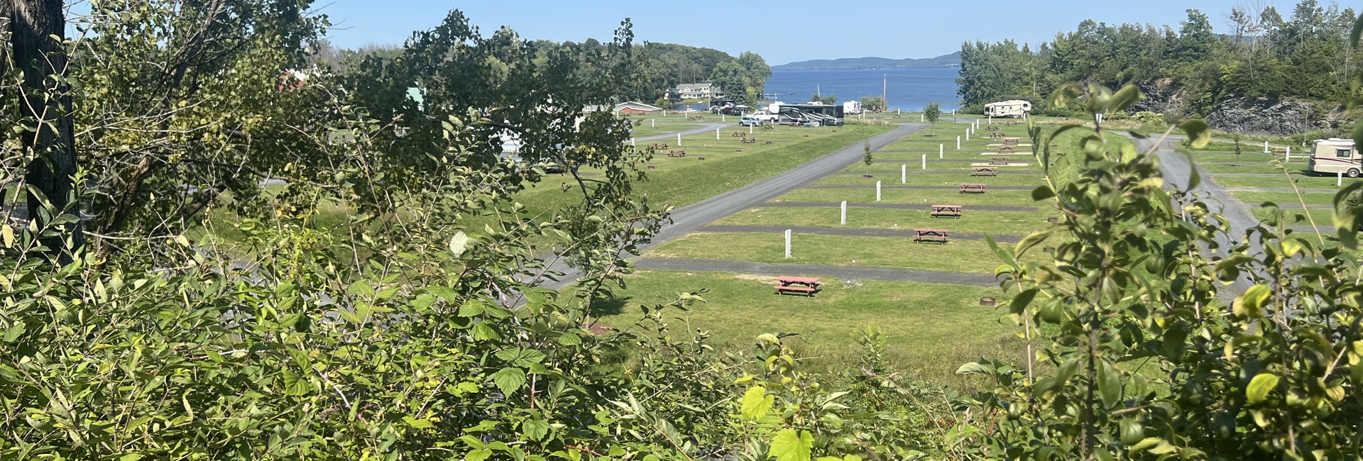 Bannière Emplacements vacants sur la Côte